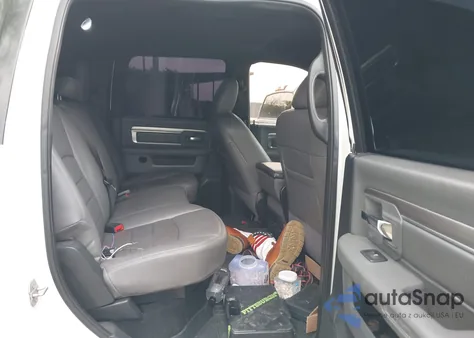 2015 Ram 2500 Slt from USA, damaged, VIN 3C6UR5DL3FG672588